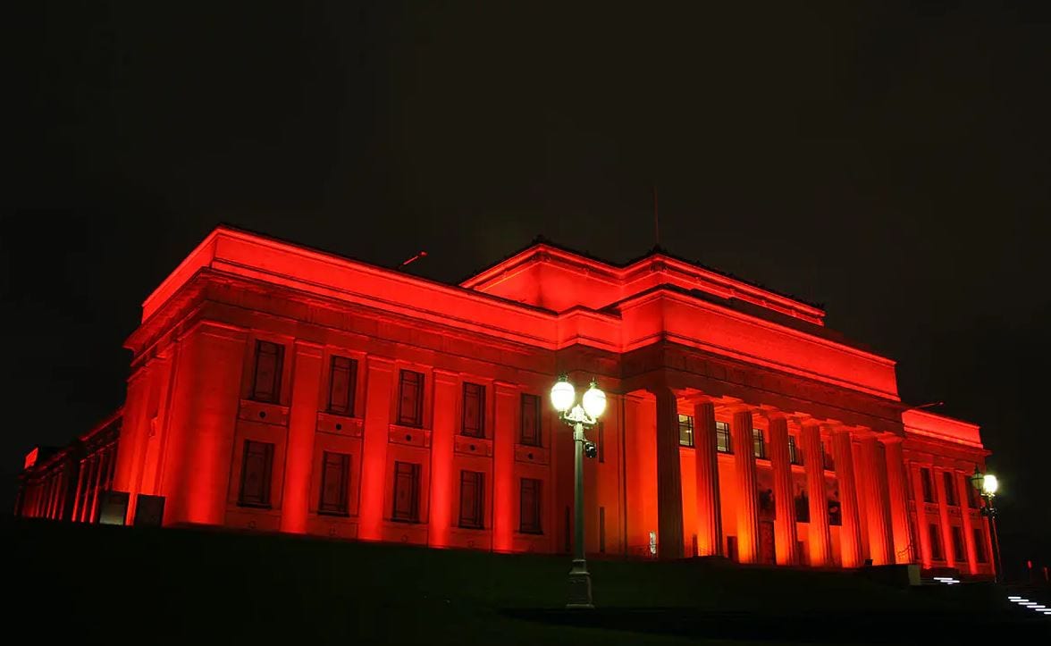 Auckland Museuem Red lights