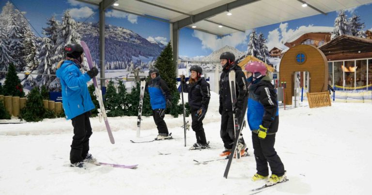 Snowplanet Lessons in Auckland for Kids