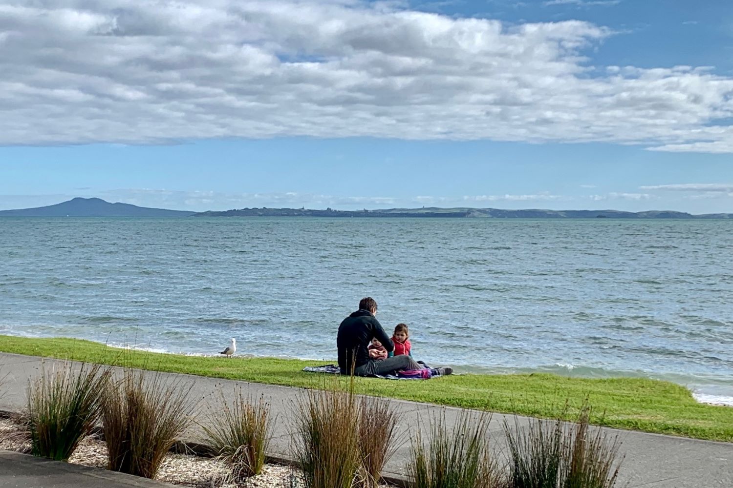 Family picnic at Omana Beach - Auckland for Kids