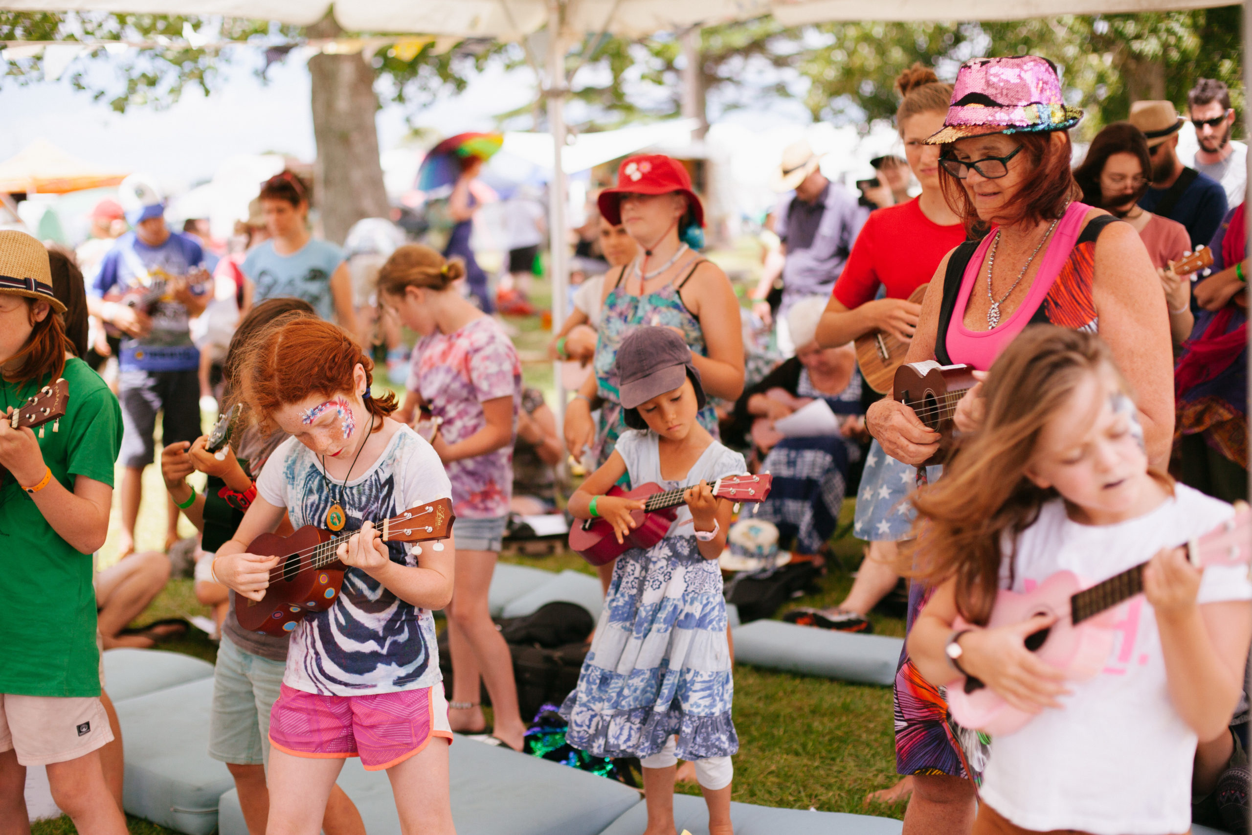 Children at Auckland Folk Festival