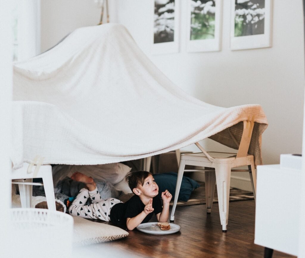 Make a play-fort to play indoors